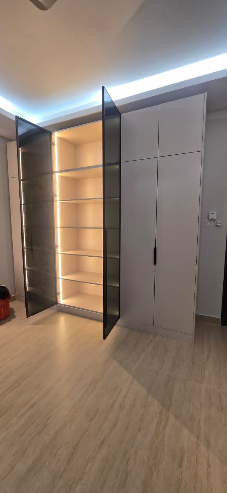 Oasis King Bedroom Set